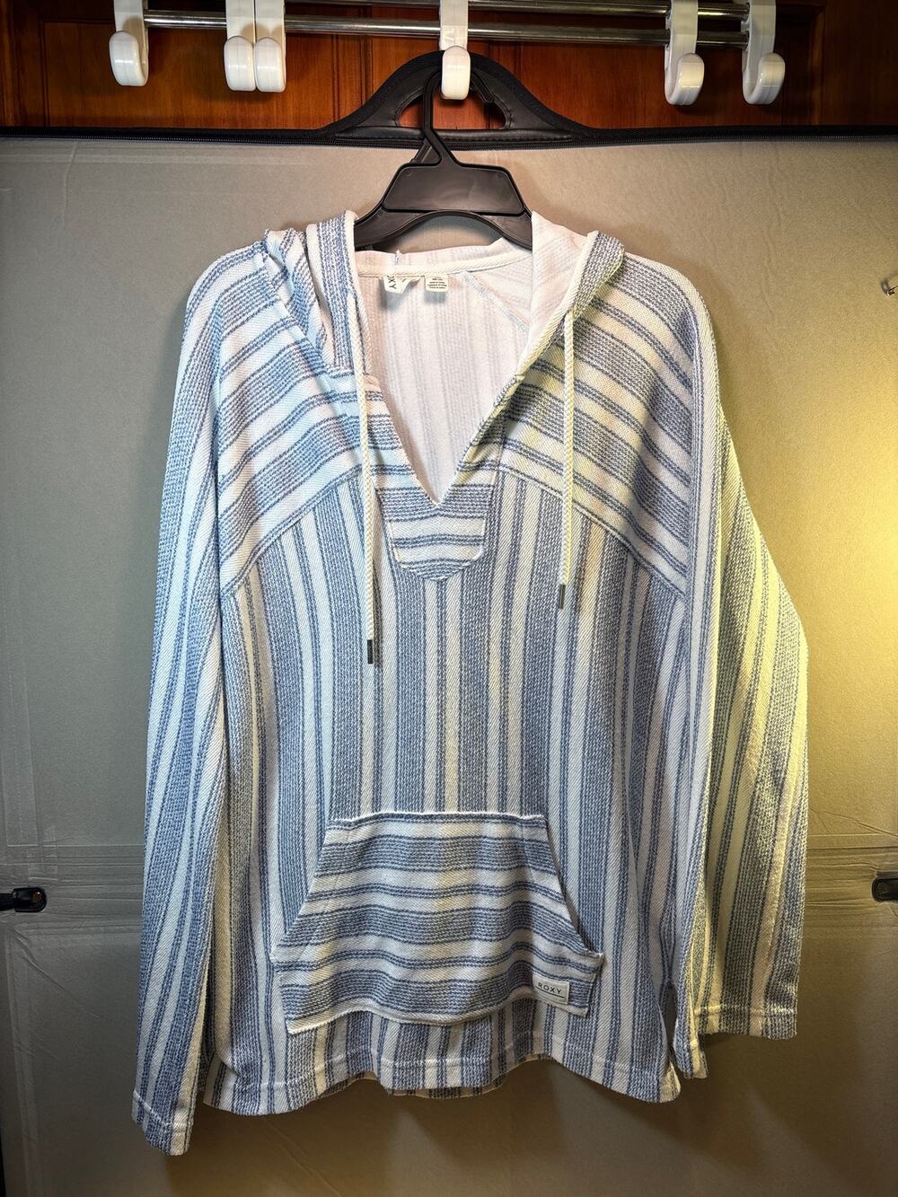 Roxy Beach Poncho Women's size Large